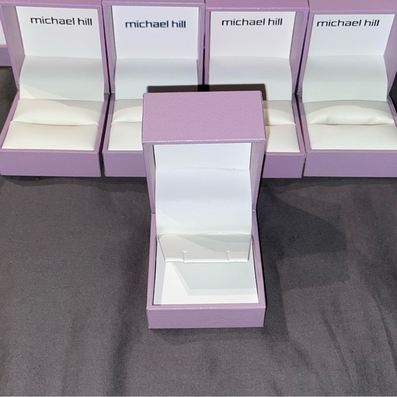 Michael Hill Jewelry Boxes and Gift Bag - Picture 8 of 11